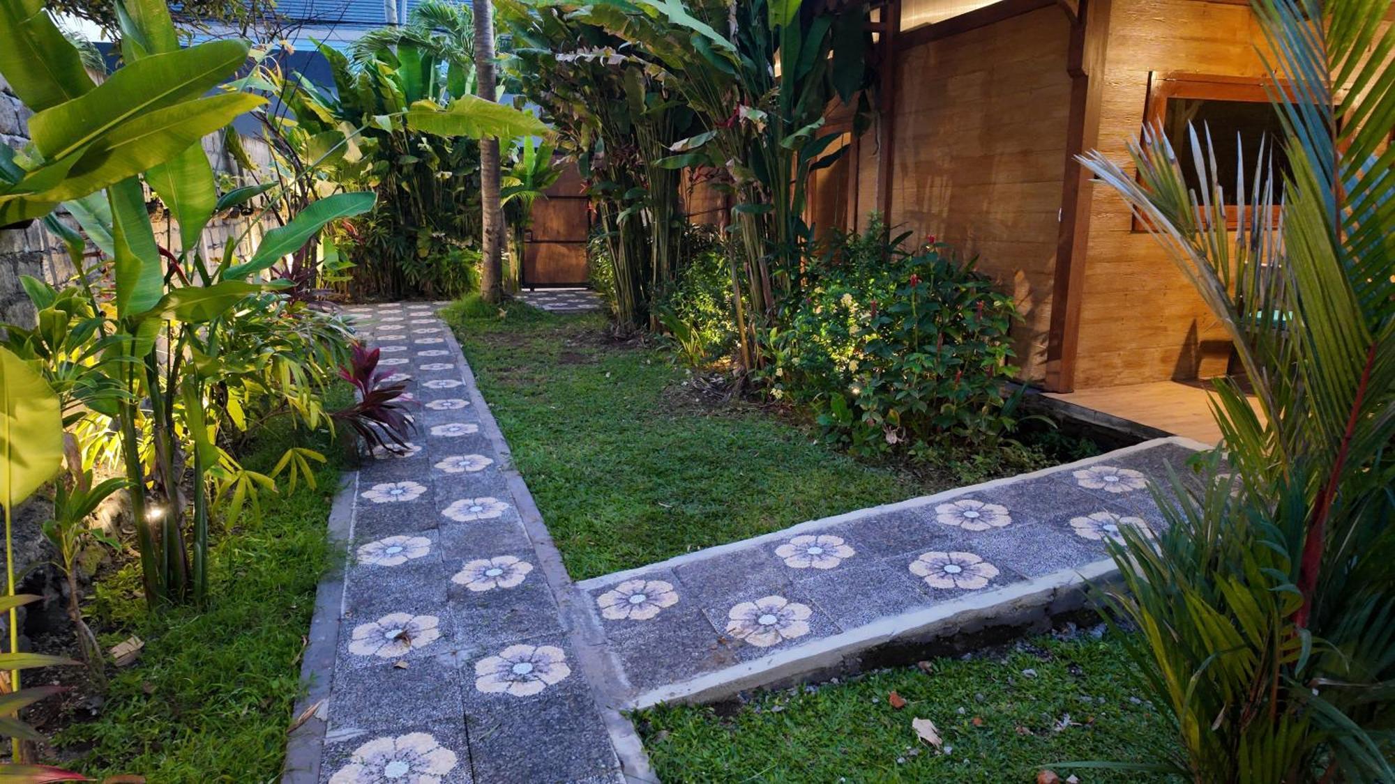 Private Joglo In Heart Of Sanur Villa Ngoại thất bức ảnh