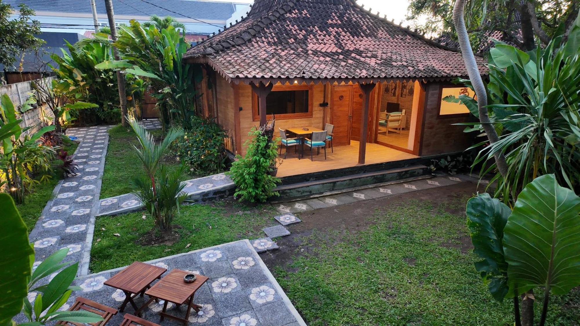 Private Joglo In Heart Of Sanur Villa Ngoại thất bức ảnh